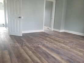 1614 Cecil B. Moore Ave