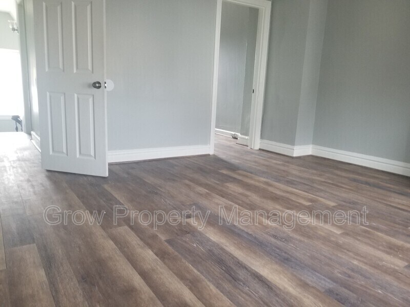 1614 Cecil B. Moore Ave Photo