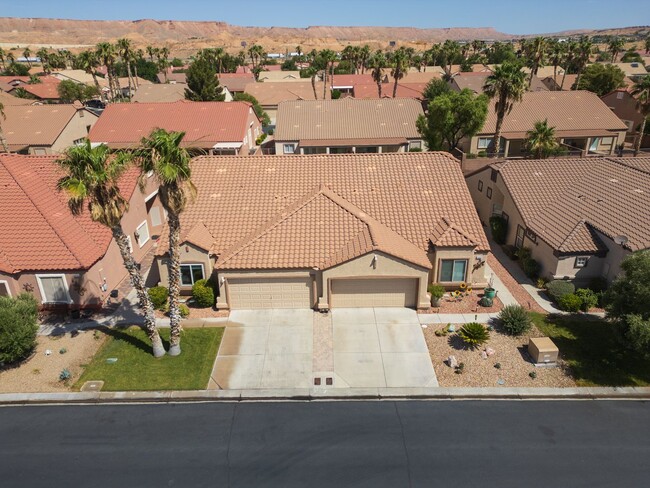 1229 Augusta Hills St in Mesquite, NV - Building Photo - Building Photo