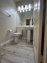 305 Marinella Aisle in Irvine, CA - Building Photo - Building Photo