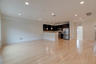 919 N 5th St in Philadelphia, PA - Building Photo - Building Photo