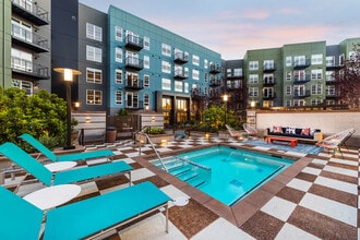 North at Totem Lake Apartments in Kirkland, WA - Building Photo - Building Photo