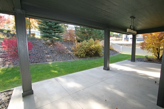 713 W Willapa Ave in Spokane, WA - Building Photo - Building Photo