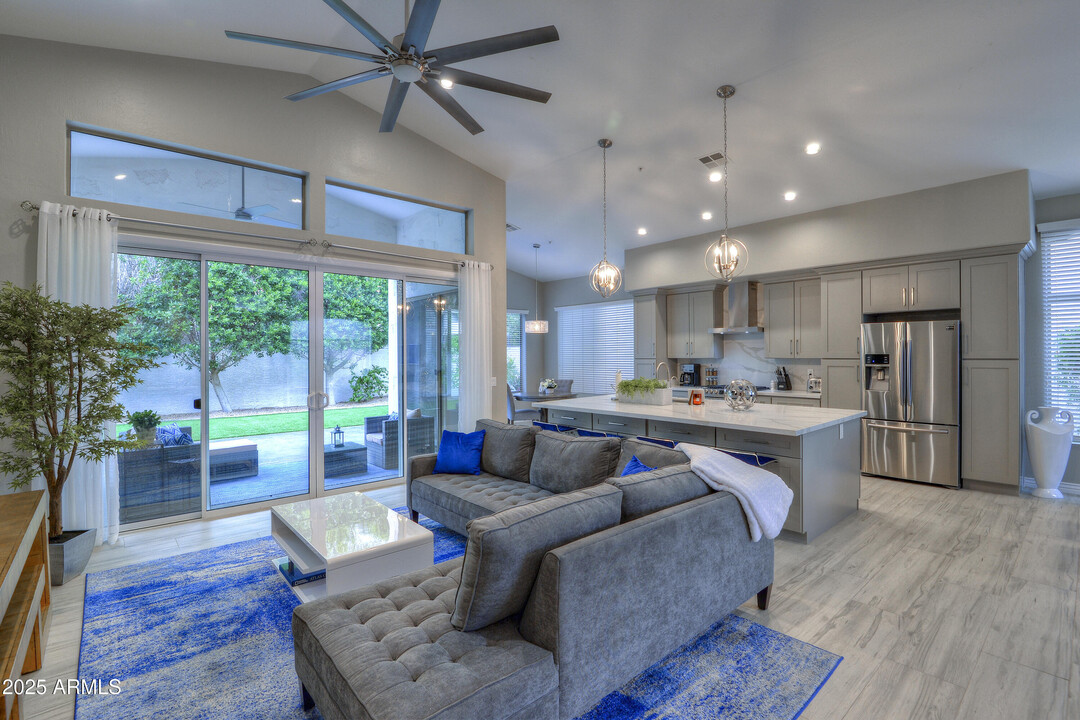 14488 N 98th Pl in Scottsdale, AZ - Building Photo