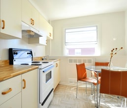 Lakefront Apartments in Dartmouth, NS - Building Photo - Building Photo