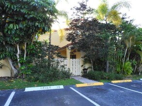 22378 Pineapple Walk Dr in Boca Raton, FL - Building Photo - Building Photo