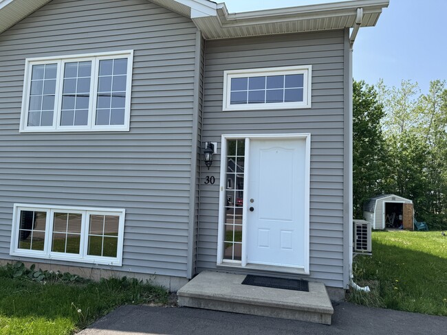 30 Whisperwood Dr in Moncton, NB - Building Photo - Building Photo