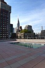 300 E 40th St in New York, NY - Building Photo - Building Photo