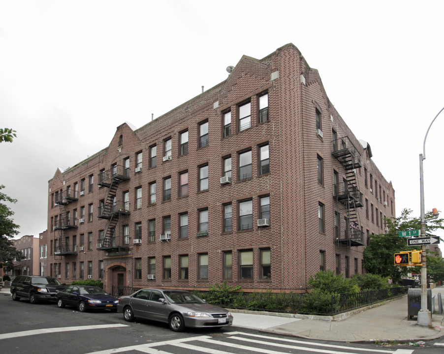 1702 W 1st St in Brooklyn, NY - Building Photo