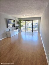 5825 Washington St in Hollywood, FL - Building Photo - Building Photo