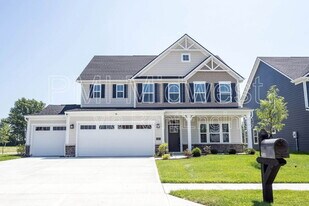 581 Roosevelt St in Fortville, IN - Building Photo