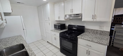 1437 Clemson Way in Riverside, CA - Building Photo - Building Photo