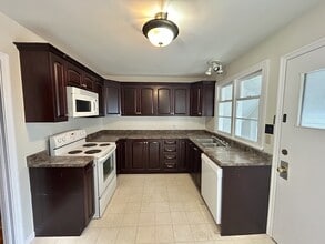 169 University Ave in St John's, NL - Building Photo - Building Photo