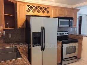 211 in Jacksonville Beach, FL - Building Photo - Building Photo