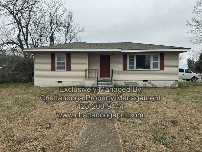 1003 Floyd Dr in Chattanooga, TN - Building Photo