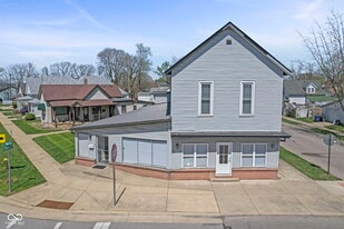 2 Van Ave in Shelbyville, IN - Building Photo