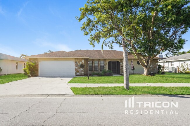 property at 1535 Bay Hill Cir