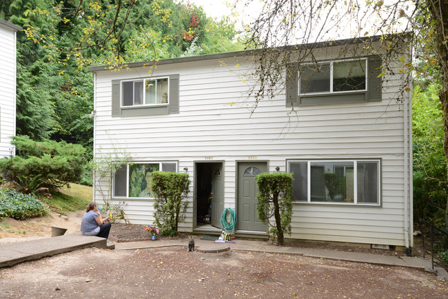 Hillside Townhouses in Portland, OR - Building Photo - Building Photo