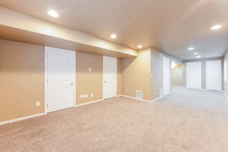 7293 Grand Prairie Dr in Colorado Springs, CO - Foto de edificio - Building Photo