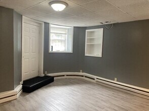 1064 Beacon St in Brookline, MA - Building Photo - Building Photo