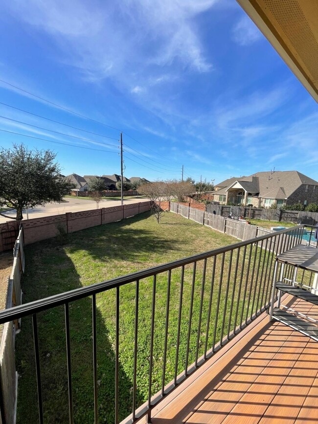 property at 23331 Del Rosso St