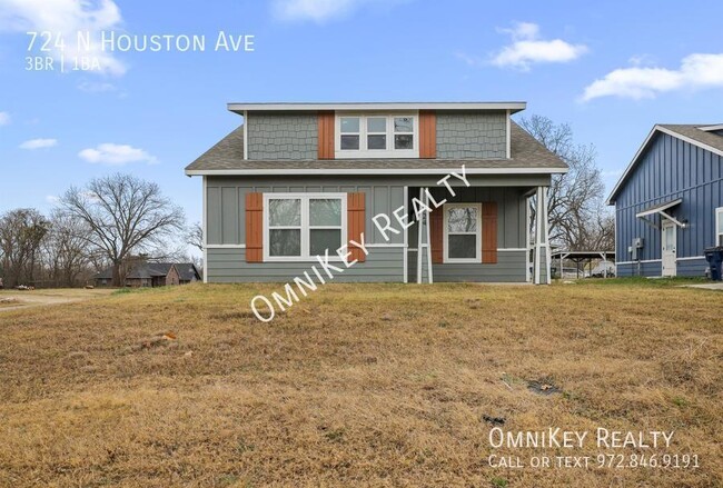 724 N Houston Ave in Denison, TX - Building Photo - Building Photo