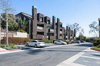 University Towne Square in San Diego, CA - Building Photo - Building Photo