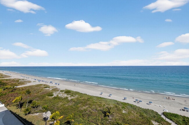 3000 S Ocean Blvd in Boca Raton, FL - Building Photo - Building Photo