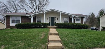 11864 Featherwood Dr in St. Louis, MO - Building Photo