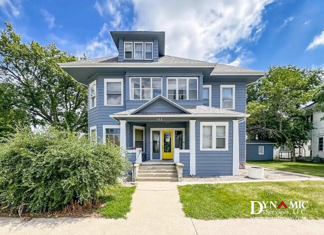 502 S Duluth Ave
