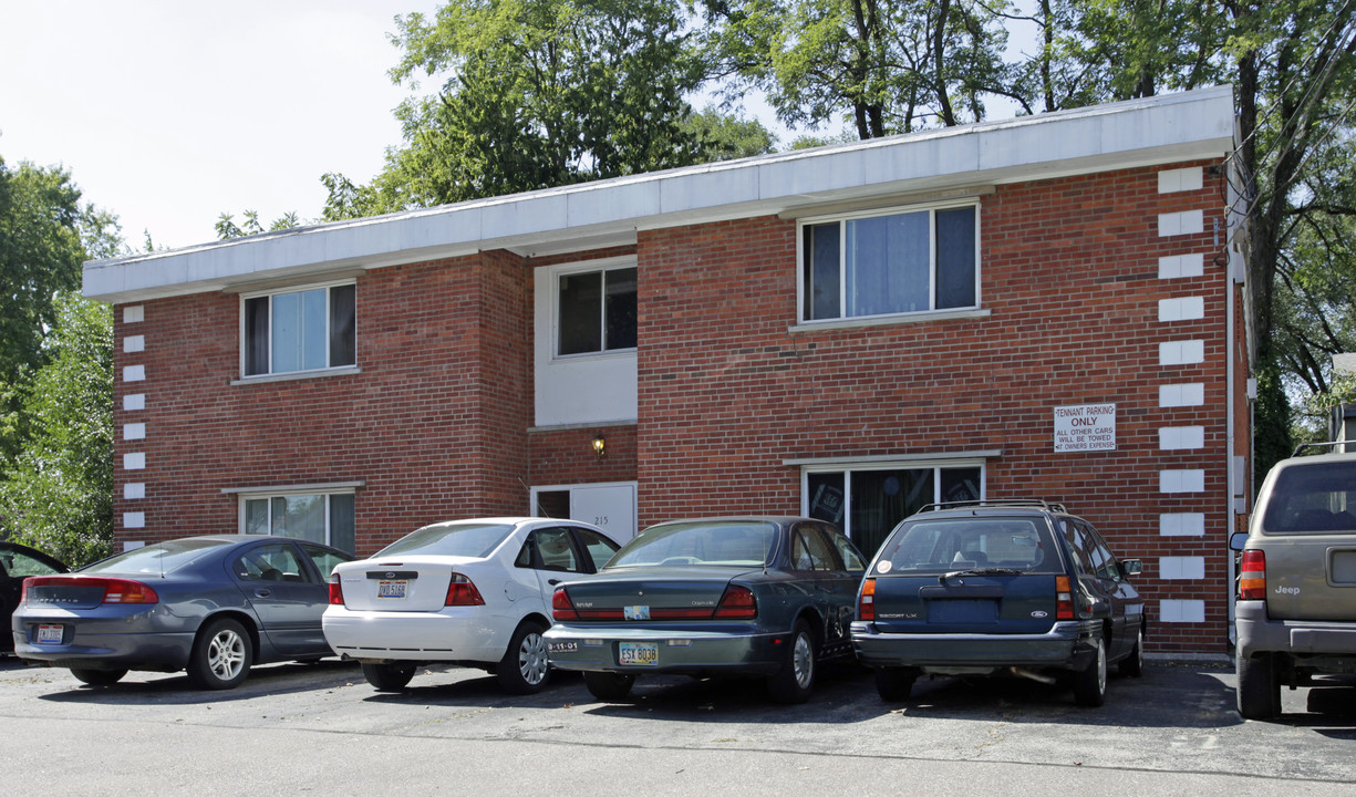 215 N Walnut St in Harrison, OH - Building Photo