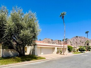 49435 Ave Club La Quinta in La Quinta, CA - Building Photo - Building Photo