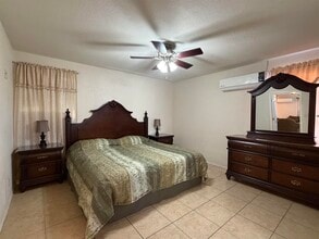 10214 Blitzen Dr in Laredo, TX - Building Photo - Building Photo