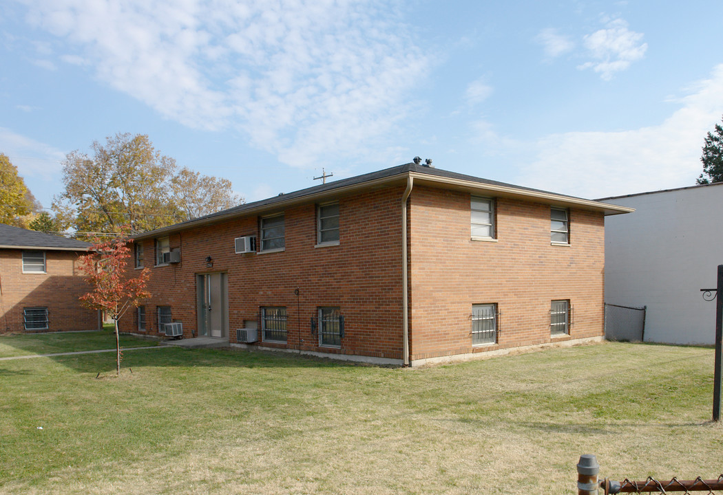 1764 E Livingston Ave in Columbus, OH - Building Photo