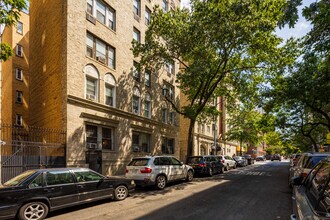 201 W 92nd St in New York, NY - Building Photo - Building Photo
