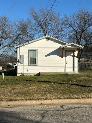 418 Hallvale Dr in White Settlement, TX - Building Photo - Building Photo