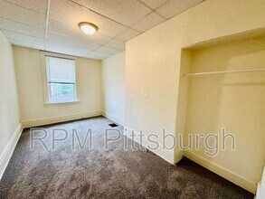1017 Emporia St in Pittsburgh, PA - Building Photo - Building Photo