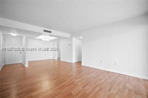 10855 SW 112th Ave in Miami, FL - Building Photo