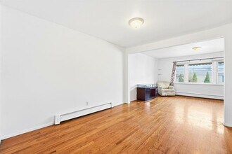 41 Alan Terrace in Jersey City, NJ - Building Photo - Building Photo