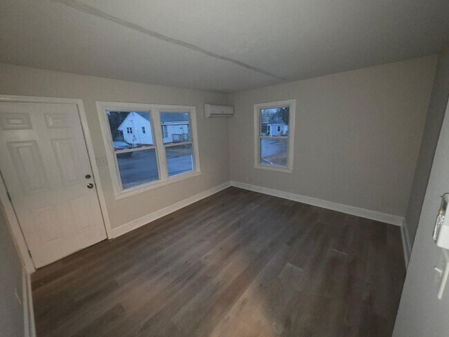 115 Chestnut Dr in High Point, NC - Building Photo - Building Photo