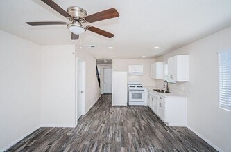 508 S 46th St in San Diego, CA - Building Photo - Building Photo