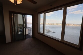 200 Portland Rd in Highlands, NJ - Building Photo - Building Photo