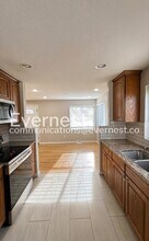 4185 S Inca St in Englewood, CO - Building Photo - Building Photo