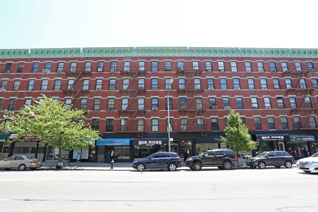 2470-2482 Frederick Douglass Blvd in New York, NY - Building Photo - Building Photo