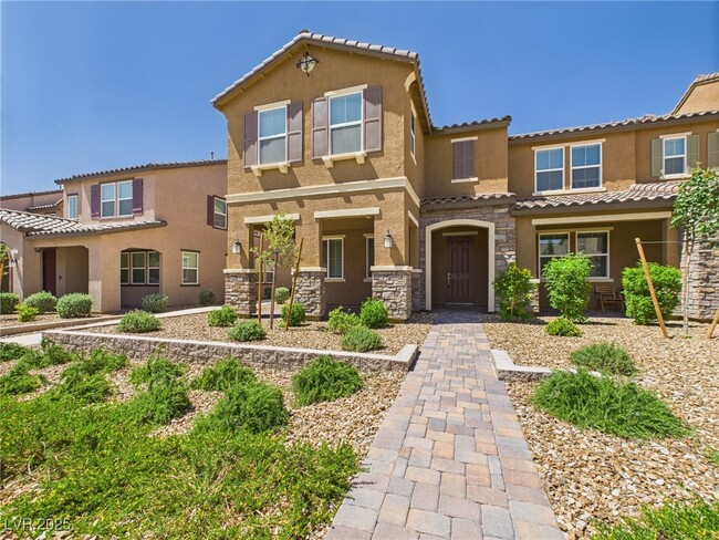 property at 3585 Credere Ln