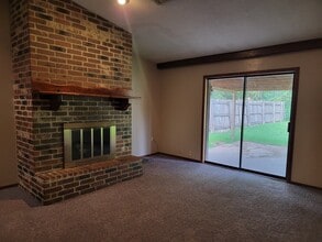3201 Chisholm Trail in Enid, OK - Building Photo - Building Photo
