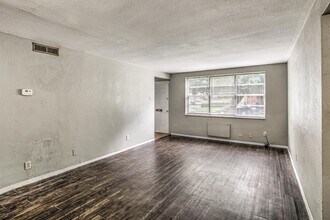 1030 Wild Cherry Ln-Unit -1 in University City, MO - Building Photo - Building Photo