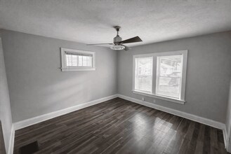 1437 Manchester Ave in Columbus, OH - Building Photo - Building Photo