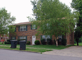 3712 Camelot Dr Apartments