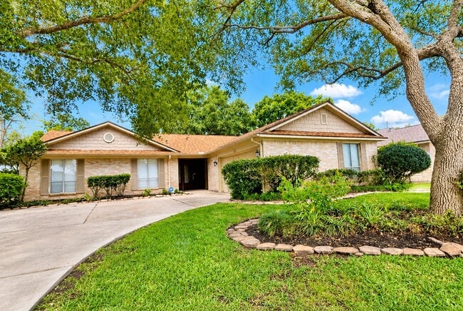 14906 Brookpoint Dr